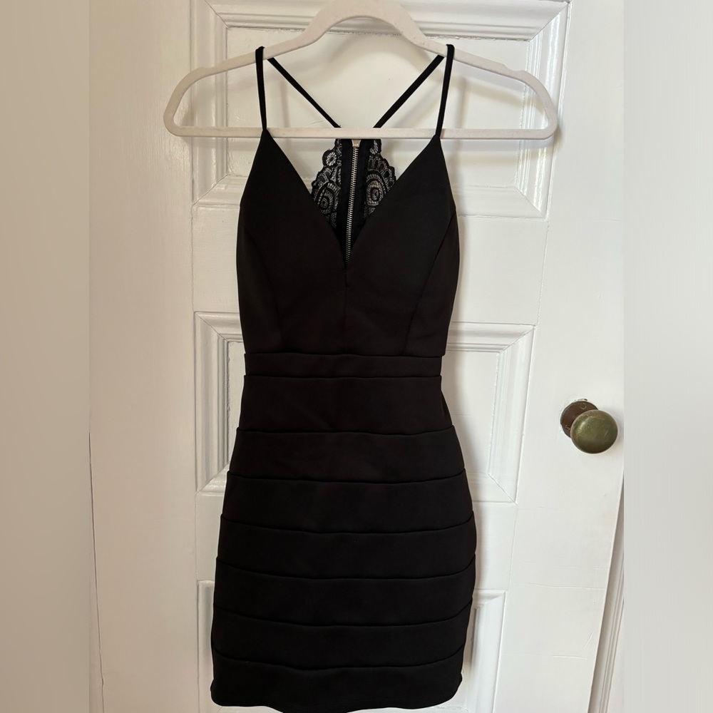 Emerald sundae. Black formal dress. Size S